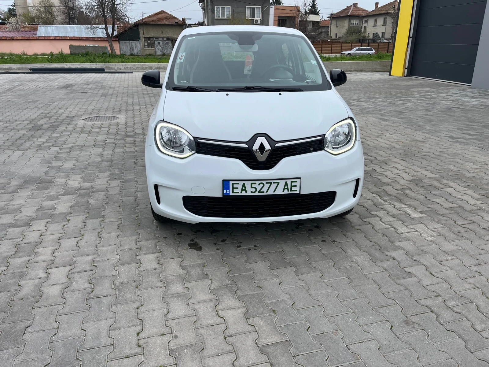 Renault Twingo 38000 км , снимка 7 - Автомобили и джипове - 54255013