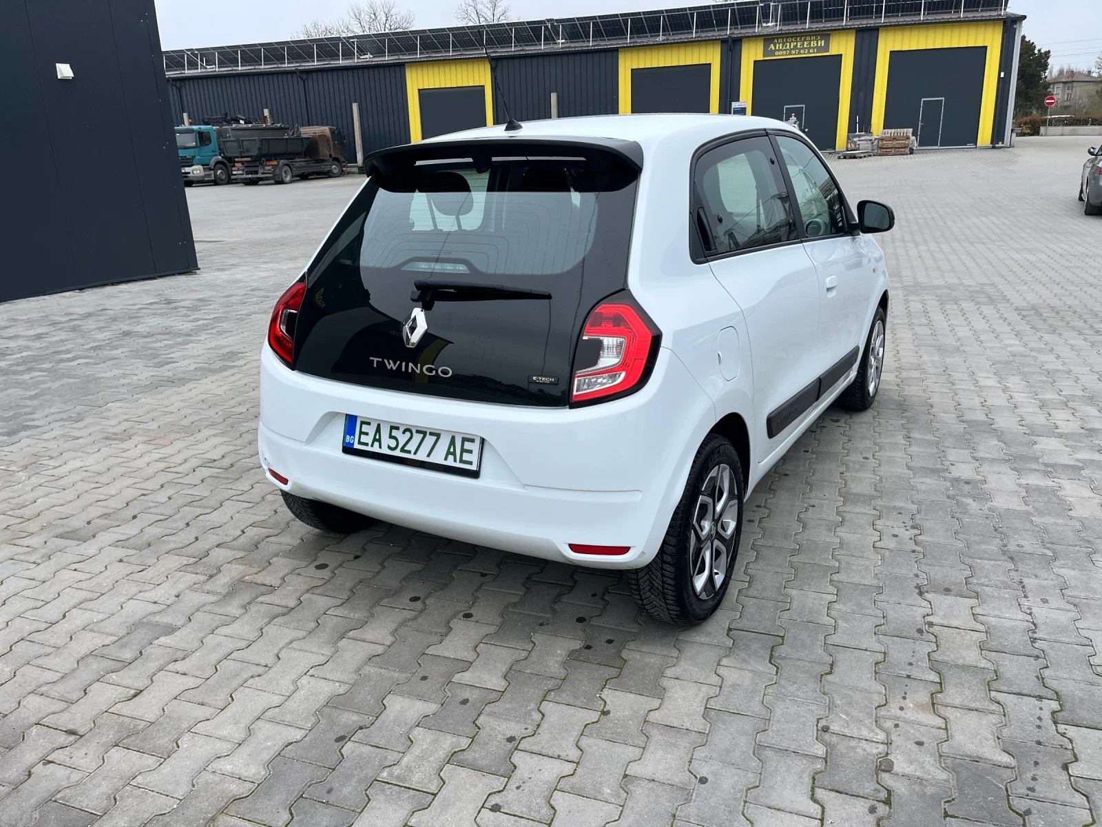Renault Twingo 38000 км , снимка 4 - Автомобили и джипове - 54255013