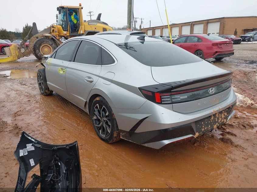 Hyundai Sonata 2.5L I-4 DI, DOHC, VVT, 191HP Front Wheel Drive | Mobile.bg � ����������� 3