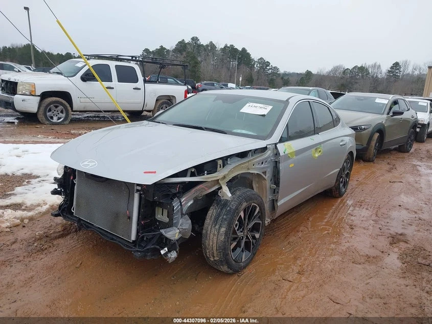 Hyundai Sonata 2.5L I-4 DI, DOHC, VVT, 191HP Front Wheel Drive | Mobile.bg � ����������� 2