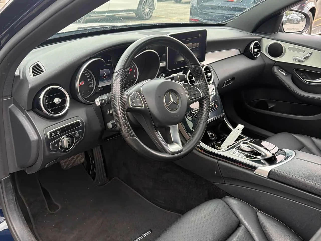 Mercedes-Benz C 300 4MATIC/ПАНОРАМА/ПОДГРЕВИ, снимка 7 - Автомобили и джипове - 54398767
