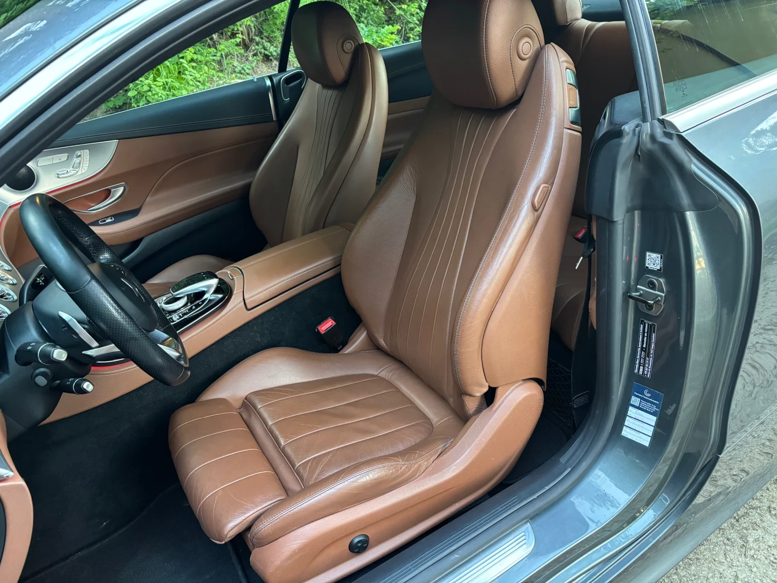 Mercedes-Benz E 220 AMG, снимка 7 - Автомобили и джипове - 54585920