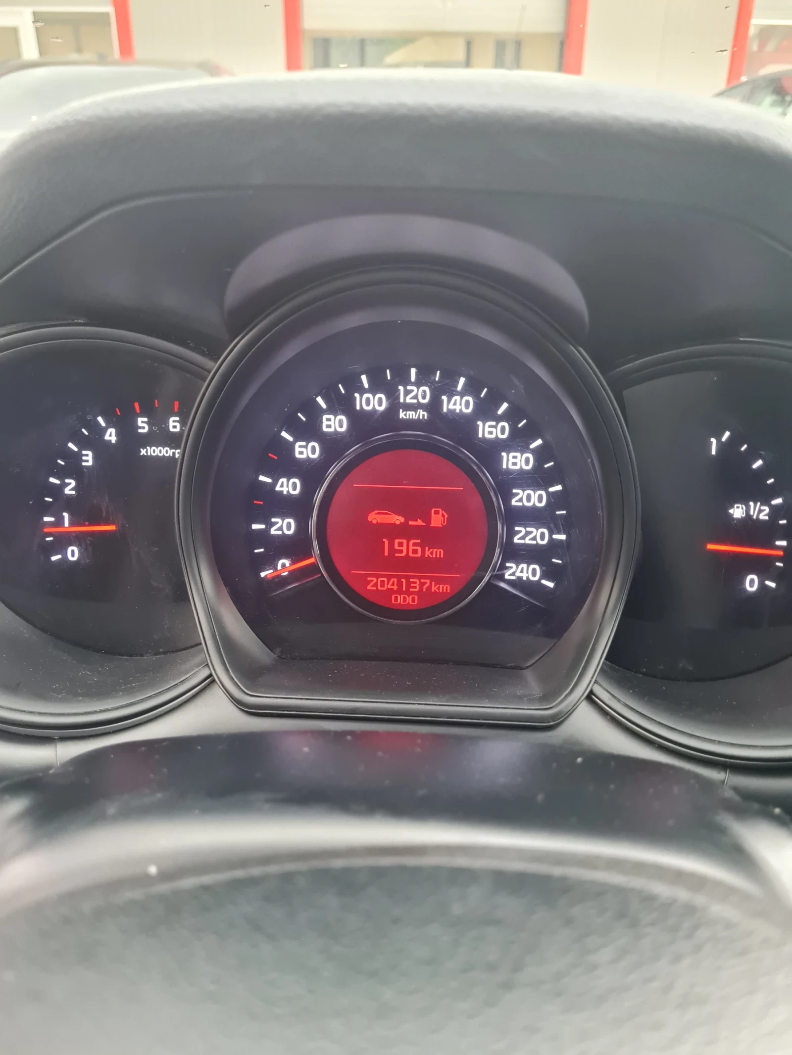Kia Ceed 1.6 CRDI 110к.с. 2013г. , снимка 10 - Автомобили и джипове - 54749684