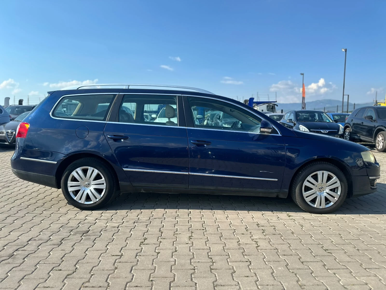 VW Passat / 2.0D / ПОДГРЕВ / VARIANT HIGHLINE /, снимка 6 - Автомобили и джипове - 55063021