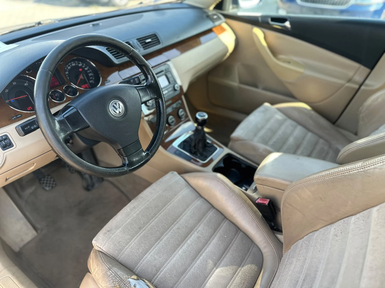 VW Passat / 2.0D / ПОДГРЕВ / VARIANT HIGHLINE /, снимка 9 - Автомобили и джипове - 55063021