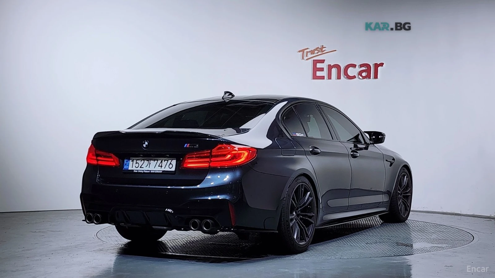 BMW M5 * LED* KEYLESS* Camera* ПОДГРЕВ* ОБДУХВАНЕ* 360* , снимка 2 - Автомобили и джипове - 55102674