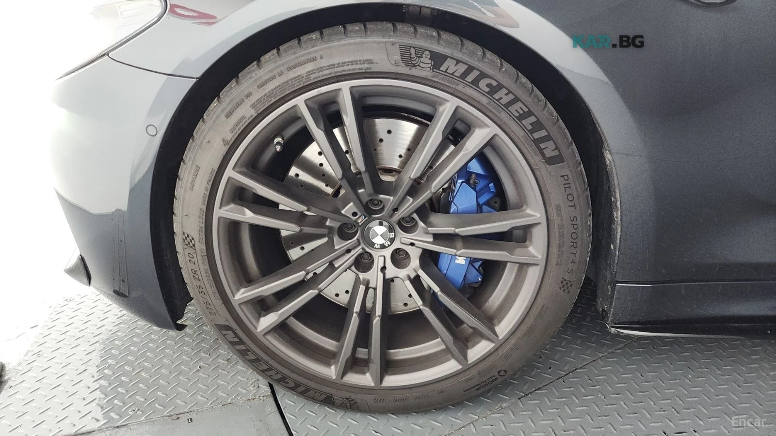 BMW M5 * LED* KEYLESS* Camera* ПОДГРЕВ* ОБДУХВАНЕ* 360* , снимка 5 - Автомобили и джипове - 55102674