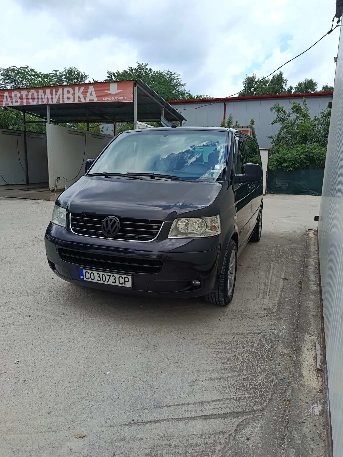 VW Multivan T5, снимка 3 - Автомобили и джипове - 55232782
