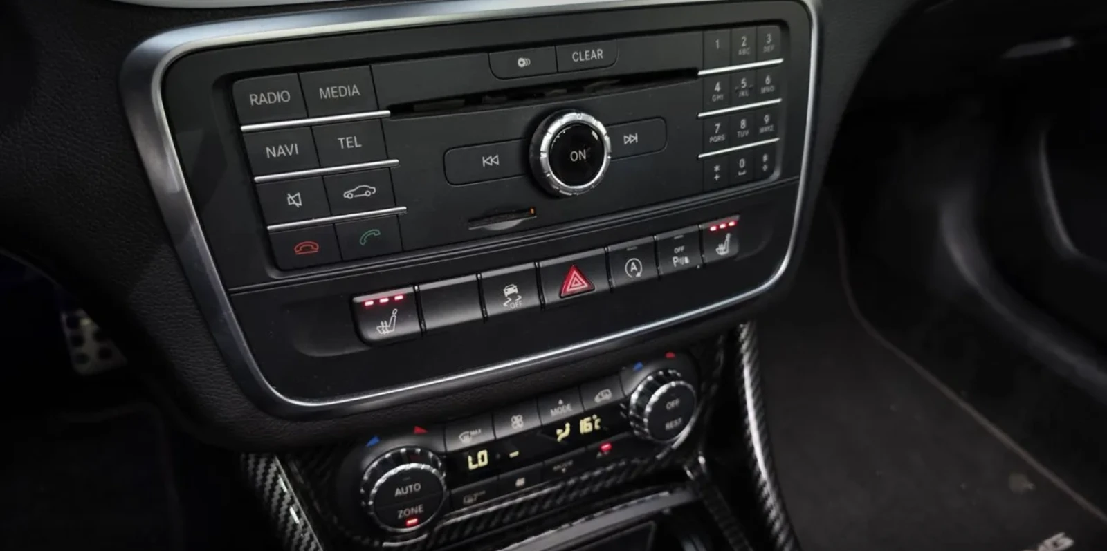Mercedes-Benz CLA 45 AMG 4MATIC 95 ХИЛ КМ!!, снимка 11 - Автомобили и джипове - 55313878