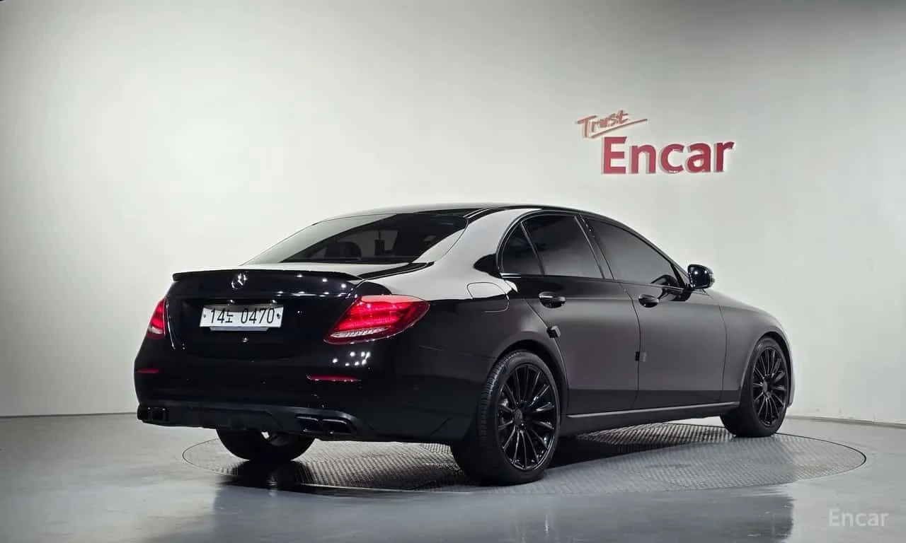 Mercedes-Benz E 220 E220d E63 OPTIC , снимка 2 - Автомобили и джипове - 55614011