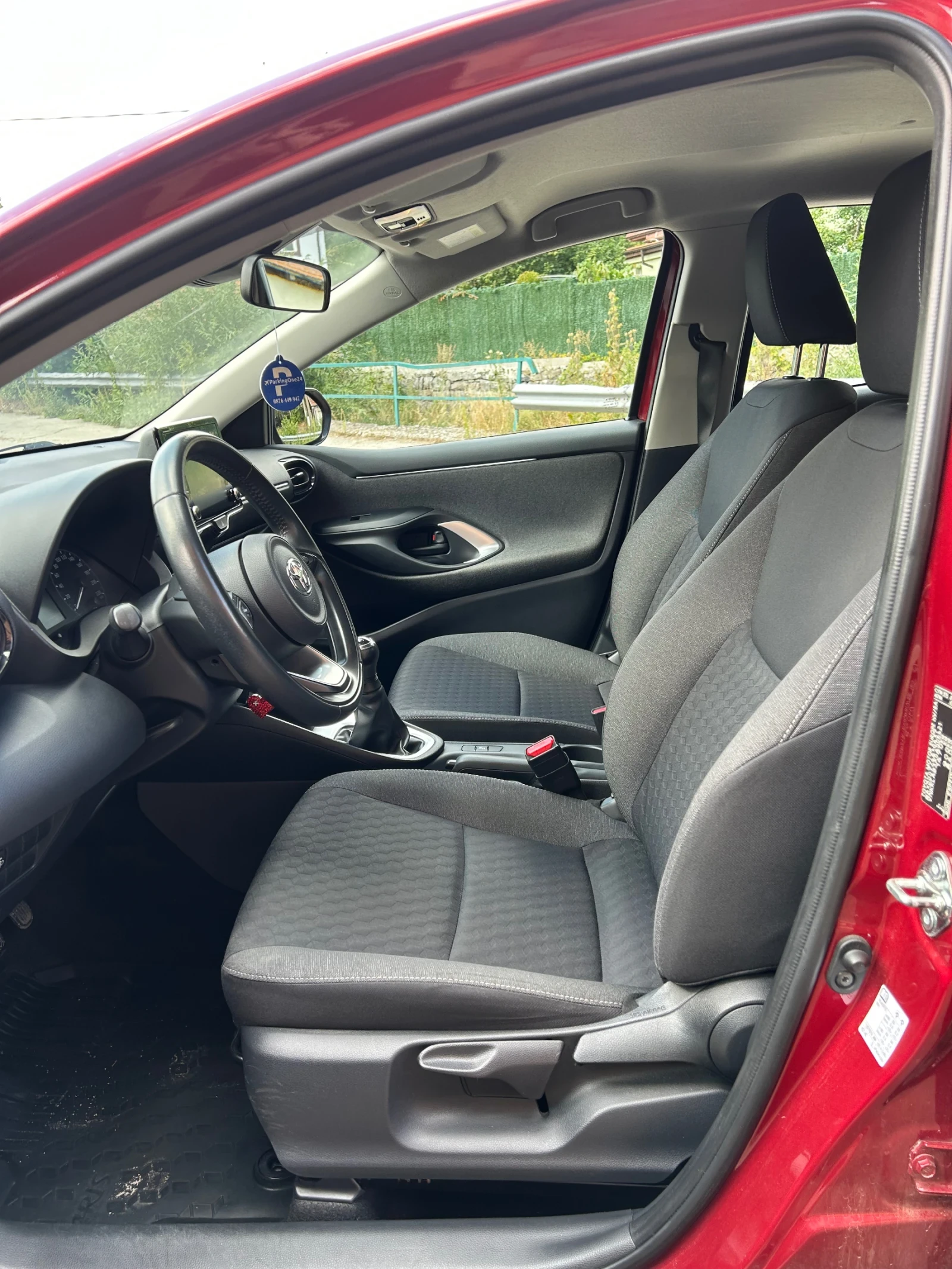 Toyota Yaris, снимка 8 - Автомобили и джипове - 55825350