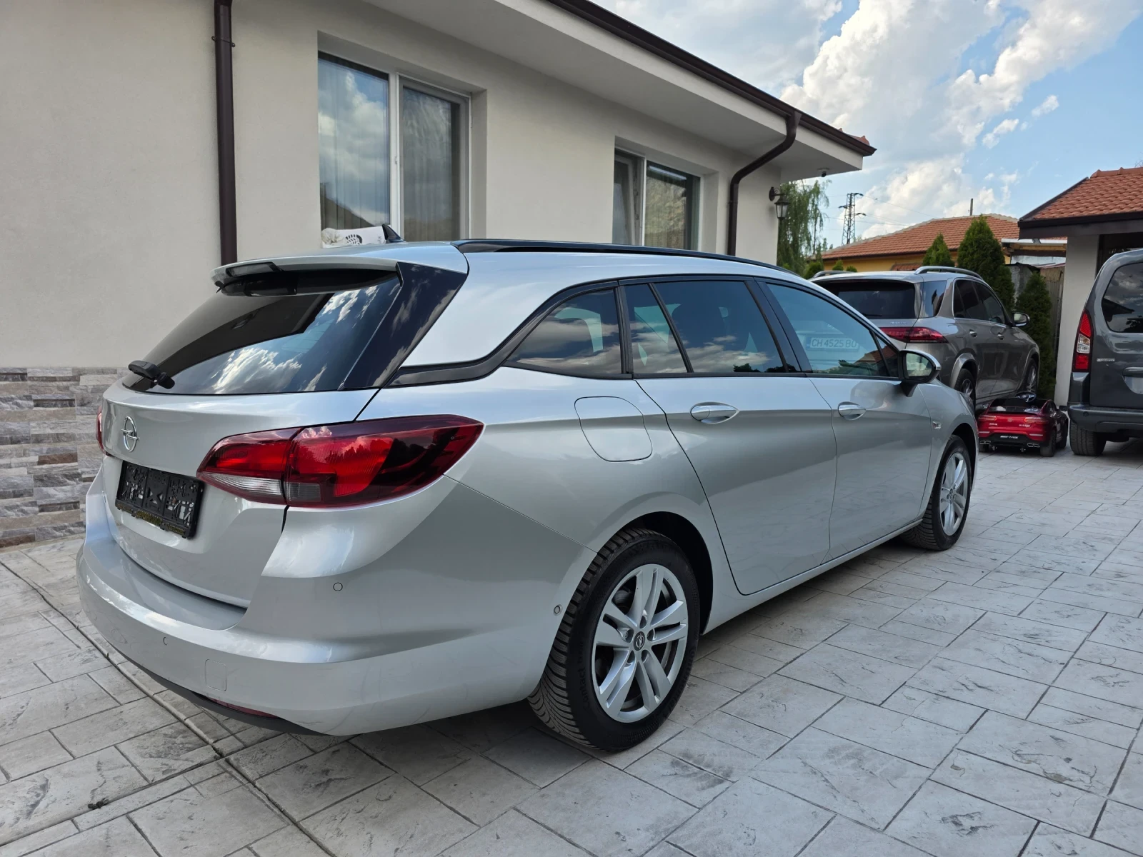Opel Astra 1.5 HDI, снимка 4 - Автомобили и джипове - 55922717
