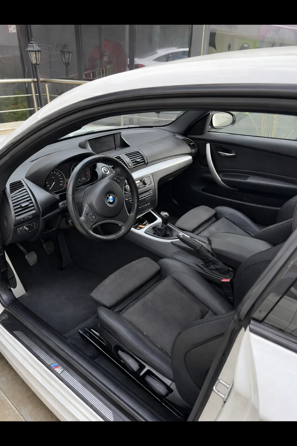 BMW 118 120d 143hp, снимка 4 - Автомобили и джипове - 56066406