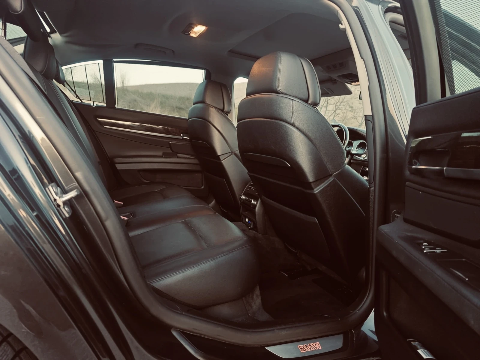 BMW 740 3.0i, снимка 14 - Автомобили и джипове - 56612317