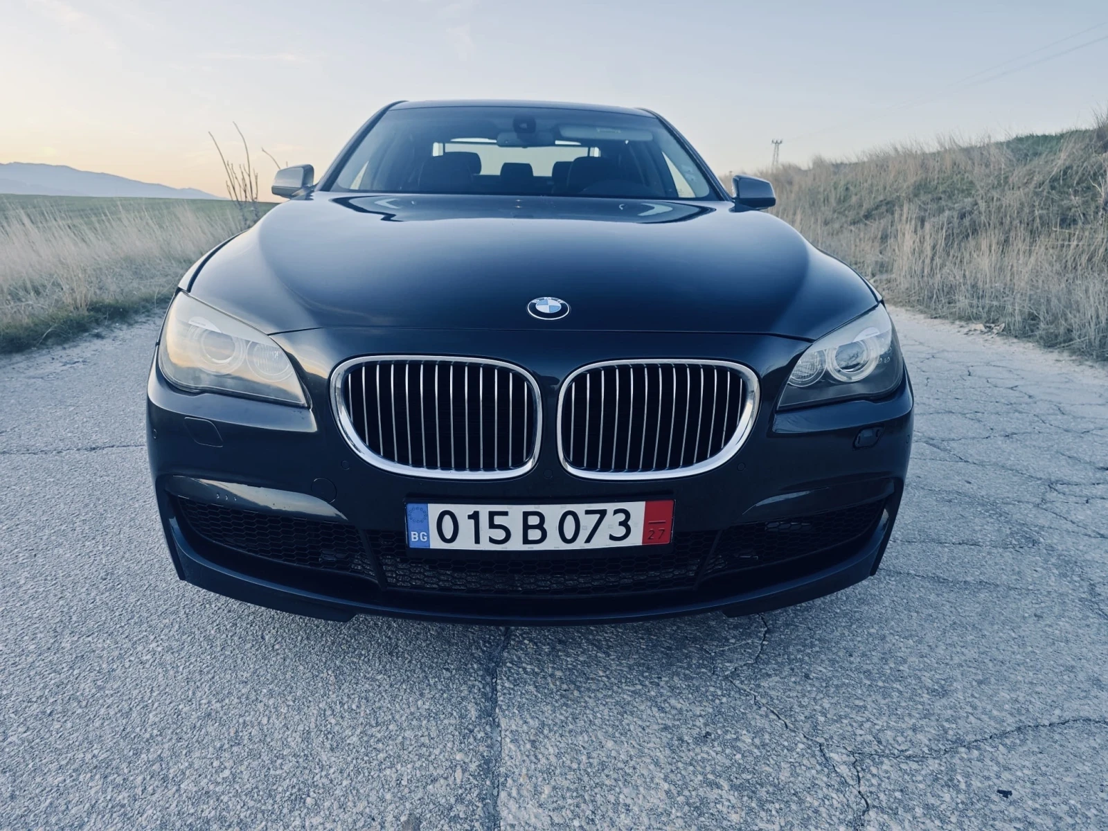 BMW 740 3.0i, снимка 2 - Автомобили и джипове - 56612317