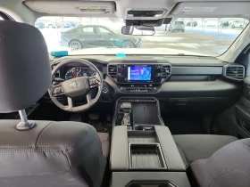 Toyota Tundra 4WD SR CrewMax, снимка 11