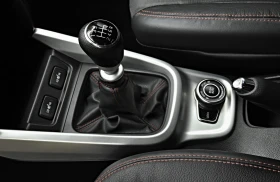Обява за продажба на Suzuki Vitara 1.4S/AllGrip/Distronic/Camera/KeylesGo ~27 900 лв. - изображение 10