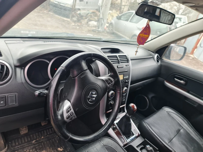 Suzuki Vitara, снимка 8 - Автомобили и джипове - 46168741