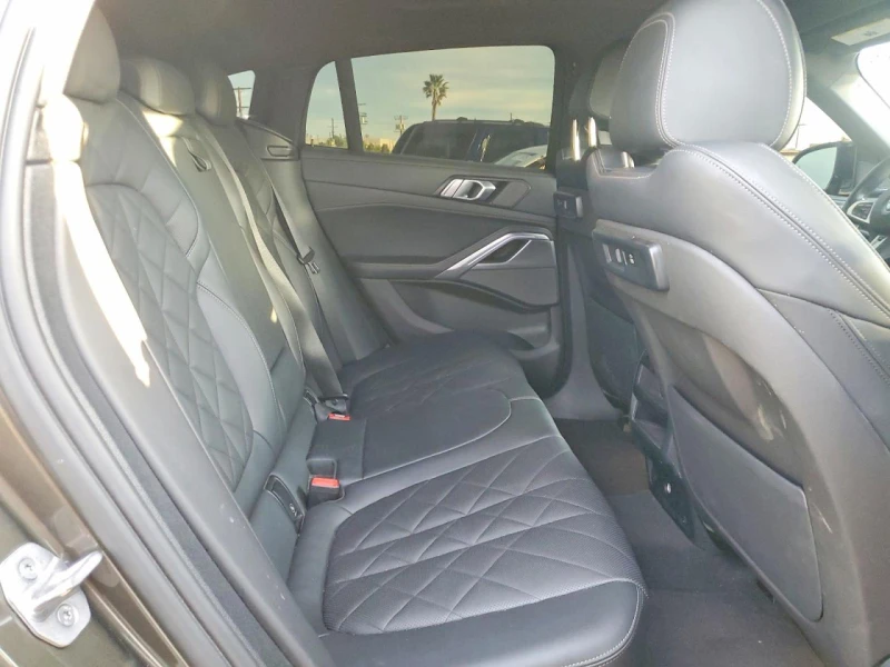 BMW X6 XDRIVE4OI, снимка 11 - Автомобили и джипове - 53357813