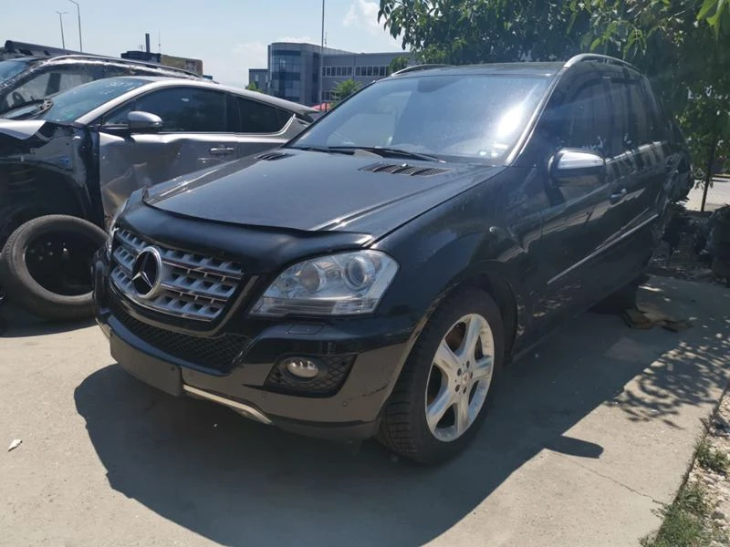 Mercedes-Benz ML 500, снимка 2 - Автомобили и джипове - 29489044