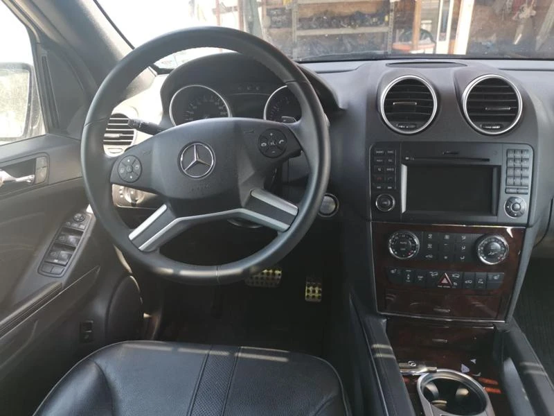 Mercedes-Benz ML 500, снимка 8 - Автомобили и джипове - 29489044