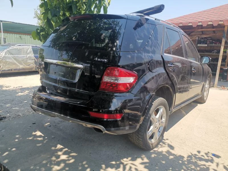 Mercedes-Benz ML 500, снимка 3 - Автомобили и джипове - 29489044