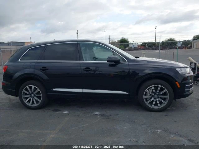 Audi Q7 * 55  * PREMIUM * 360 (CARFAX), снимка 4 - Автомобили и джипове - 49317445