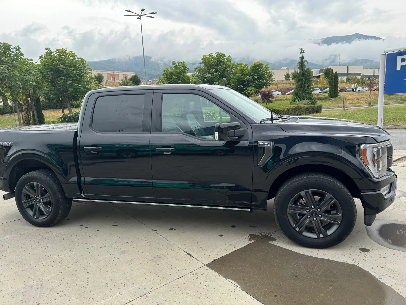 Ford F150 Lariat 2.7 Ecoboost 2023 г - изображение 3