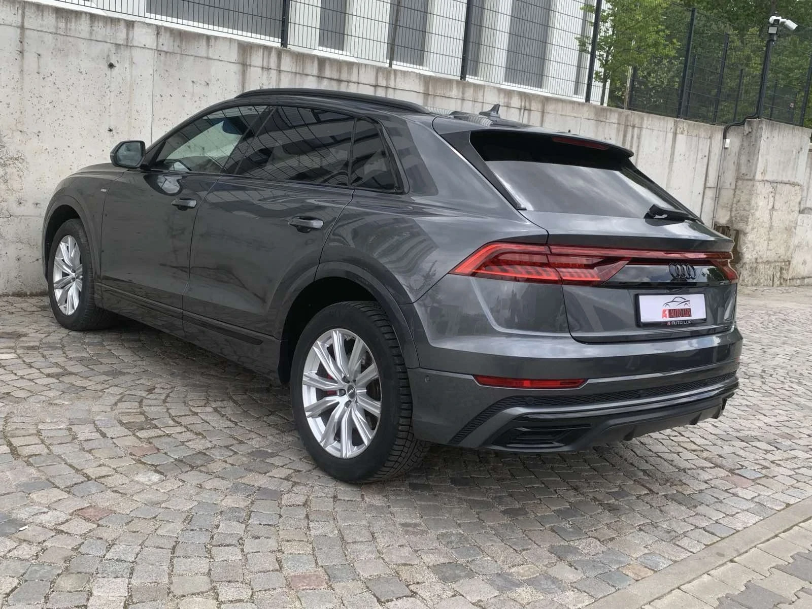 Audi Q8 S-Line/Matrix/Quattro/360 - изображение 7