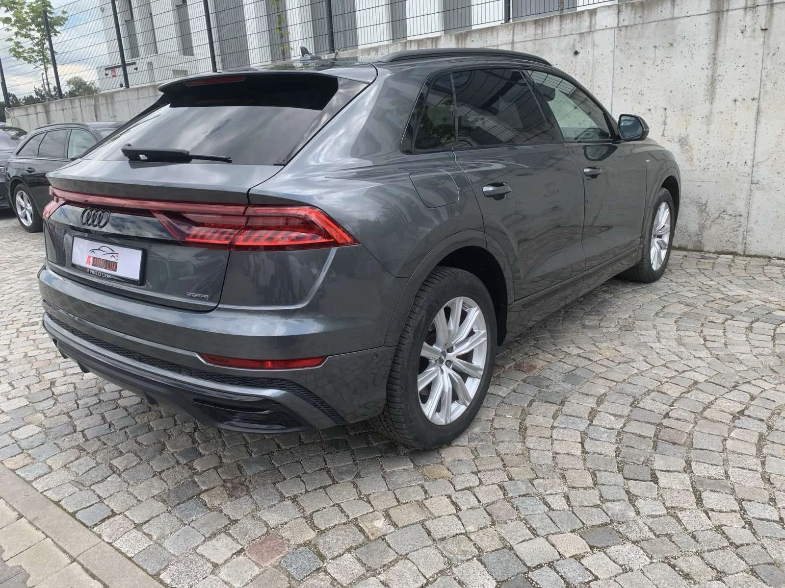 Audi Q8 S-Line/Matrix/Quattro/360 - изображение 8