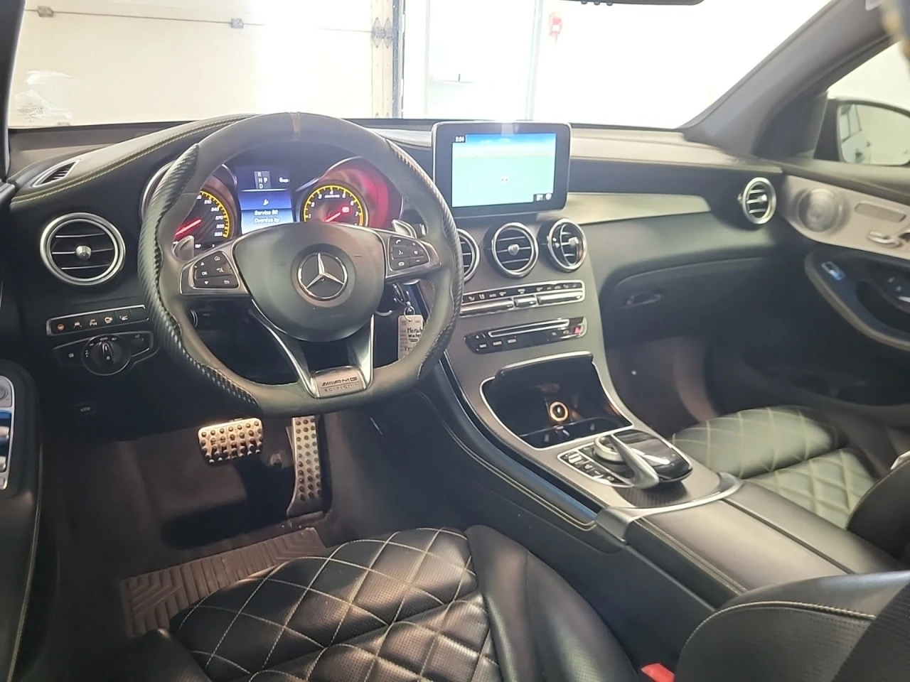Mercedes-Benz GLC 63 AMG * CARFAX * АВТО КРЕДИТ * ЦЕНА ДО БГ! - изображение 9