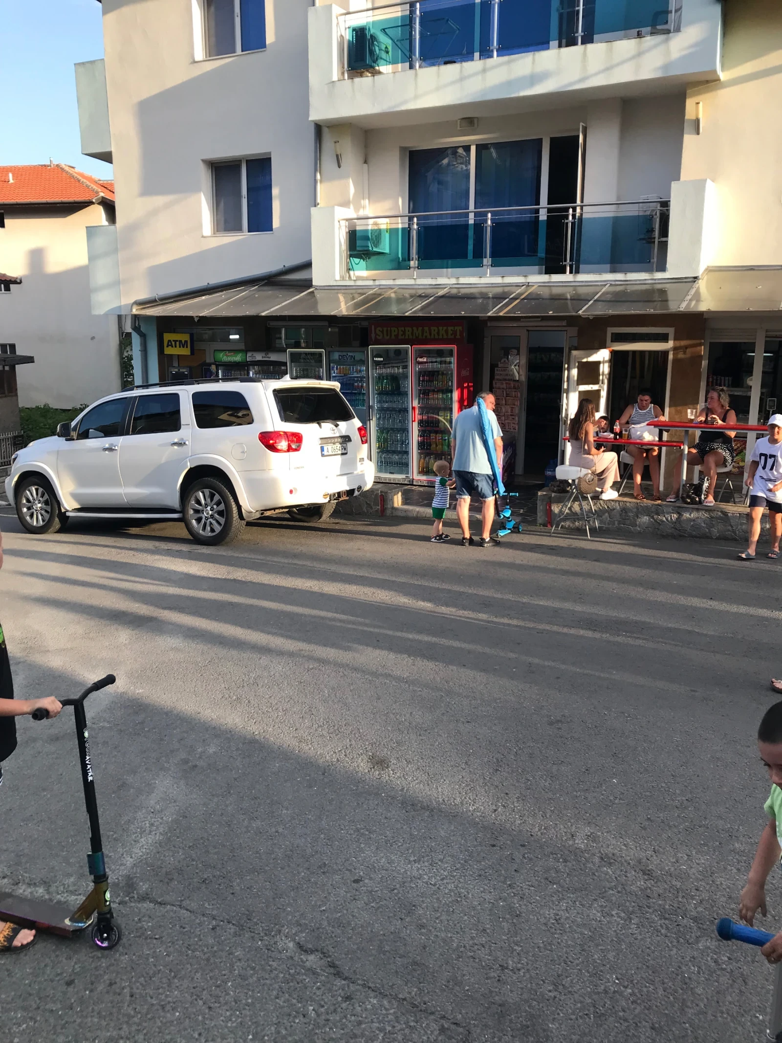 Toyota Sequoia 5.7 Platinum - изображение 4