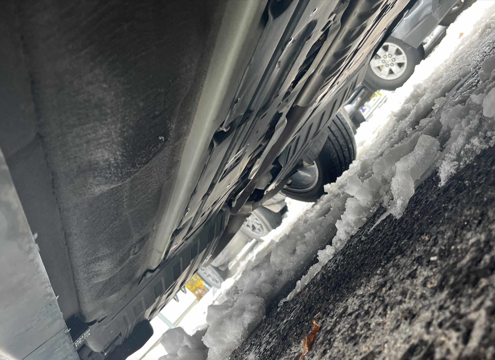 Volvo Xc90 Recharge R-Design - изображение 10