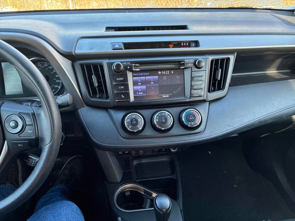 Toyota Rav4 * LE * CARFAX * ��� ������������ ������ | Mobile.bg � ����������� 9