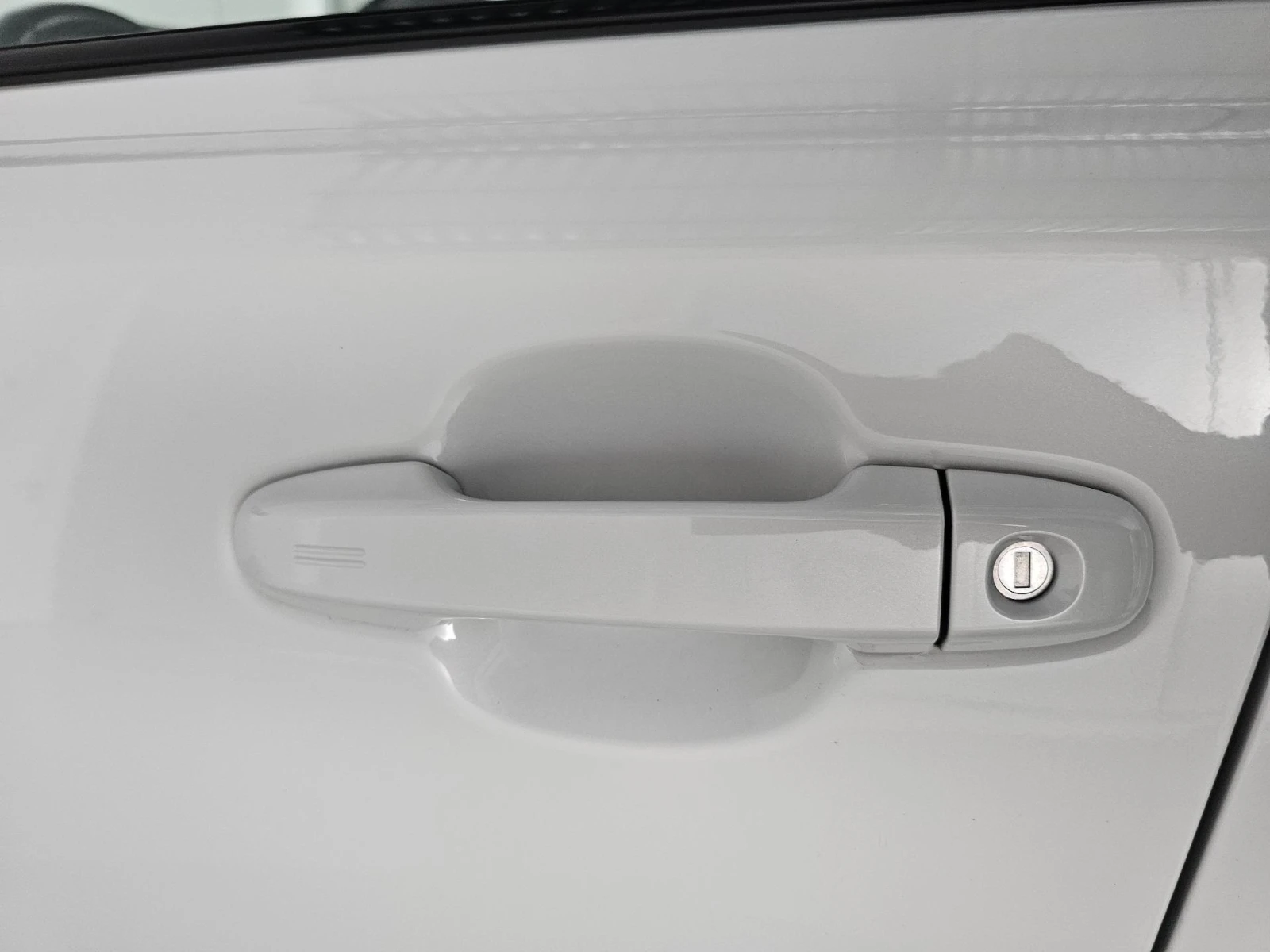 Toyota C-HR GR Sport 2.0 Hybrid 184 �.�.  | Mobile.bg � ����������� 6