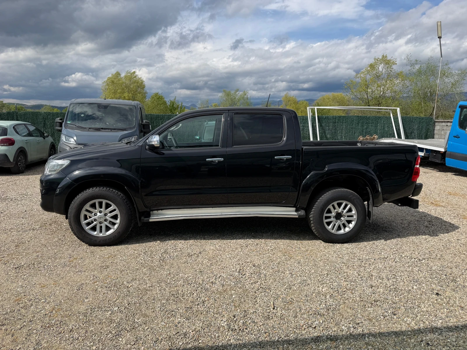 Toyota Hilux 3.0d/171hp/4x4/ | Mobile.bg � ����������� 8