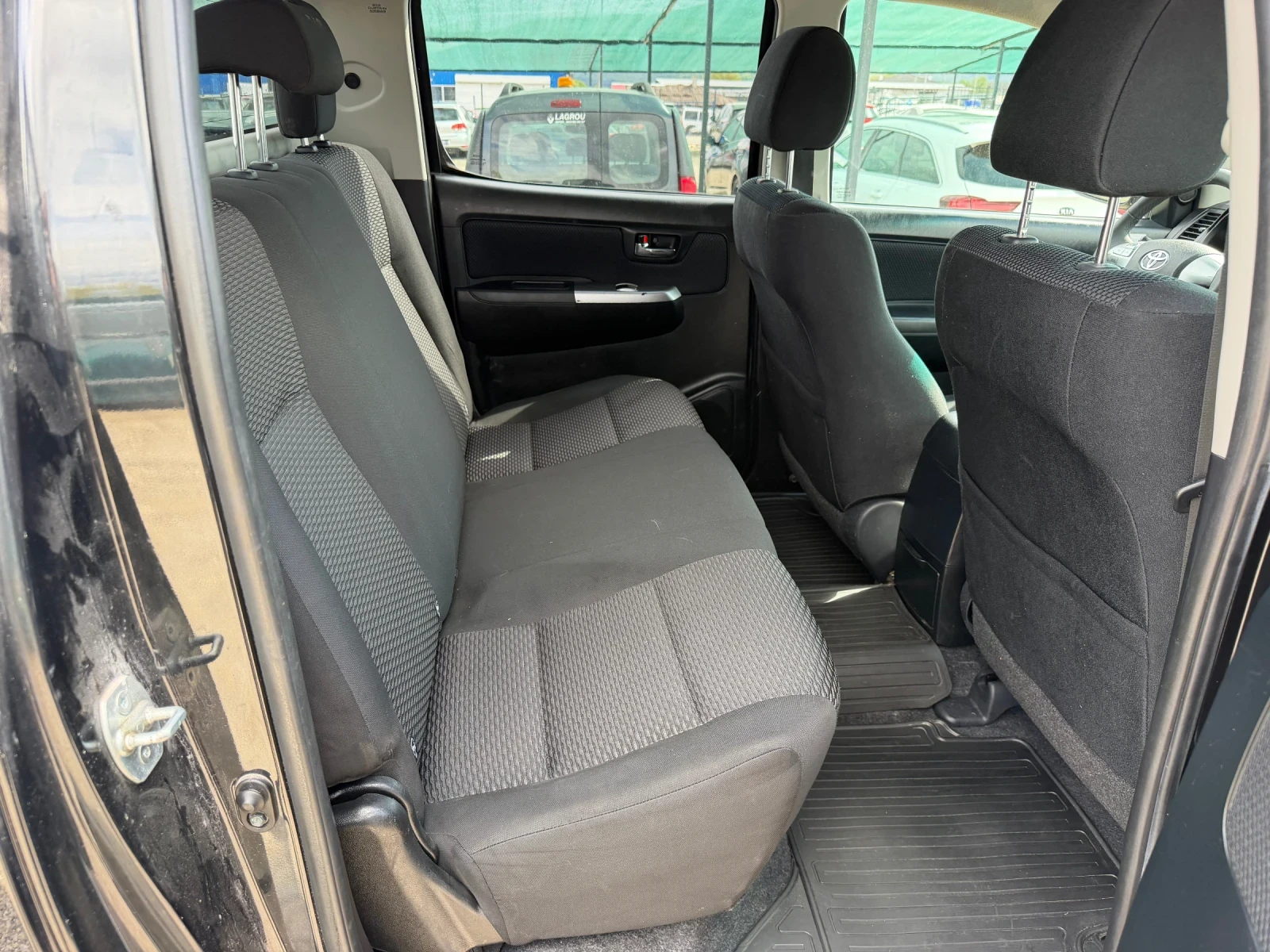 Toyota Hilux 3.0d/171hp/4x4/ | Mobile.bg � ����������� 15