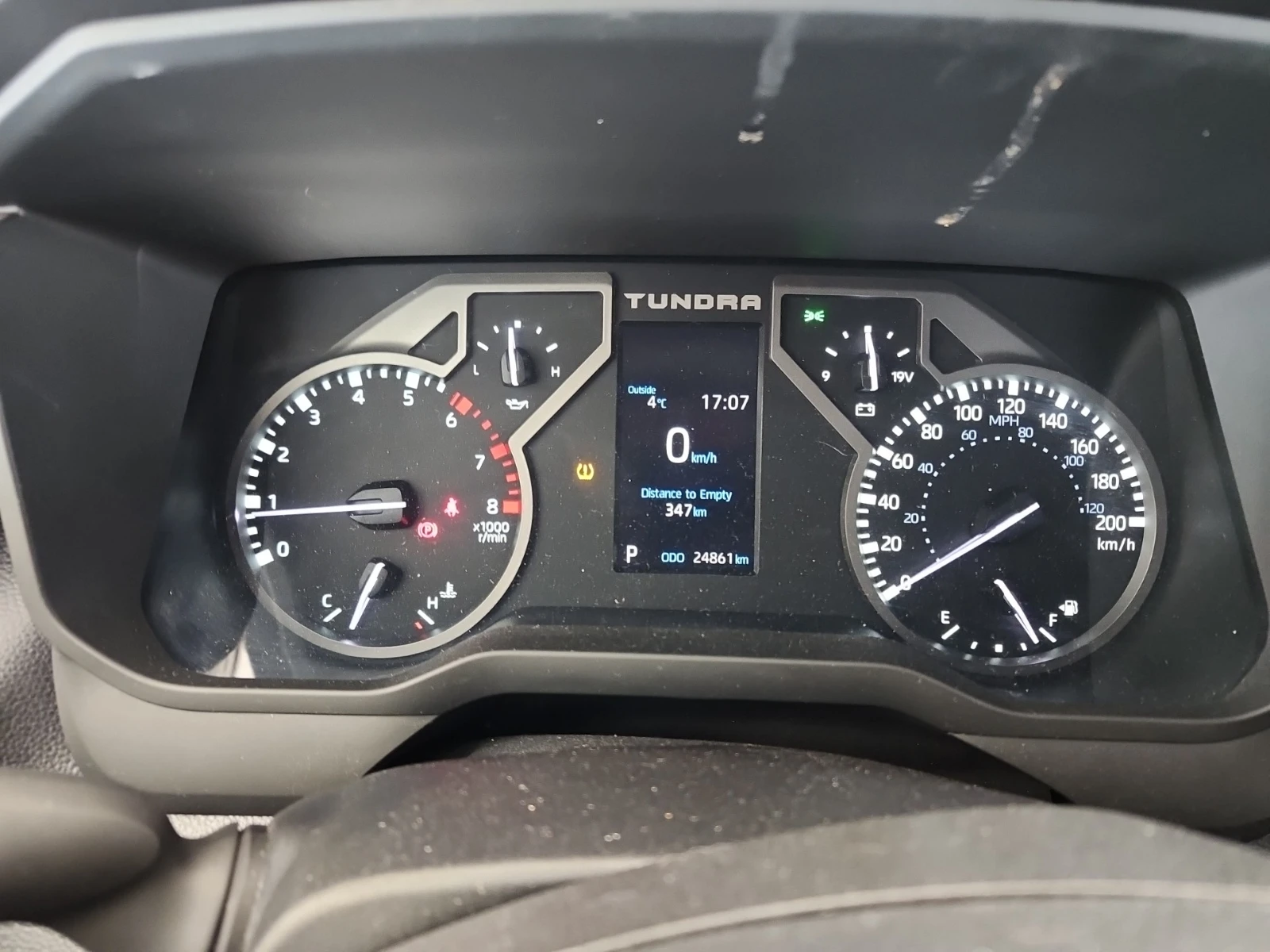 Toyota Tundra 4WD SR CrewMax, снимка 12 - Автомобили и джипове - 54477953