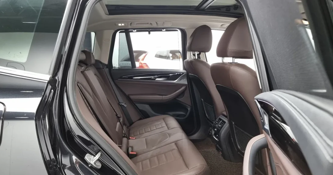 BMW X3 xDrive20i Luxury , снимка 12 - Автомобили и джипове - 54482183