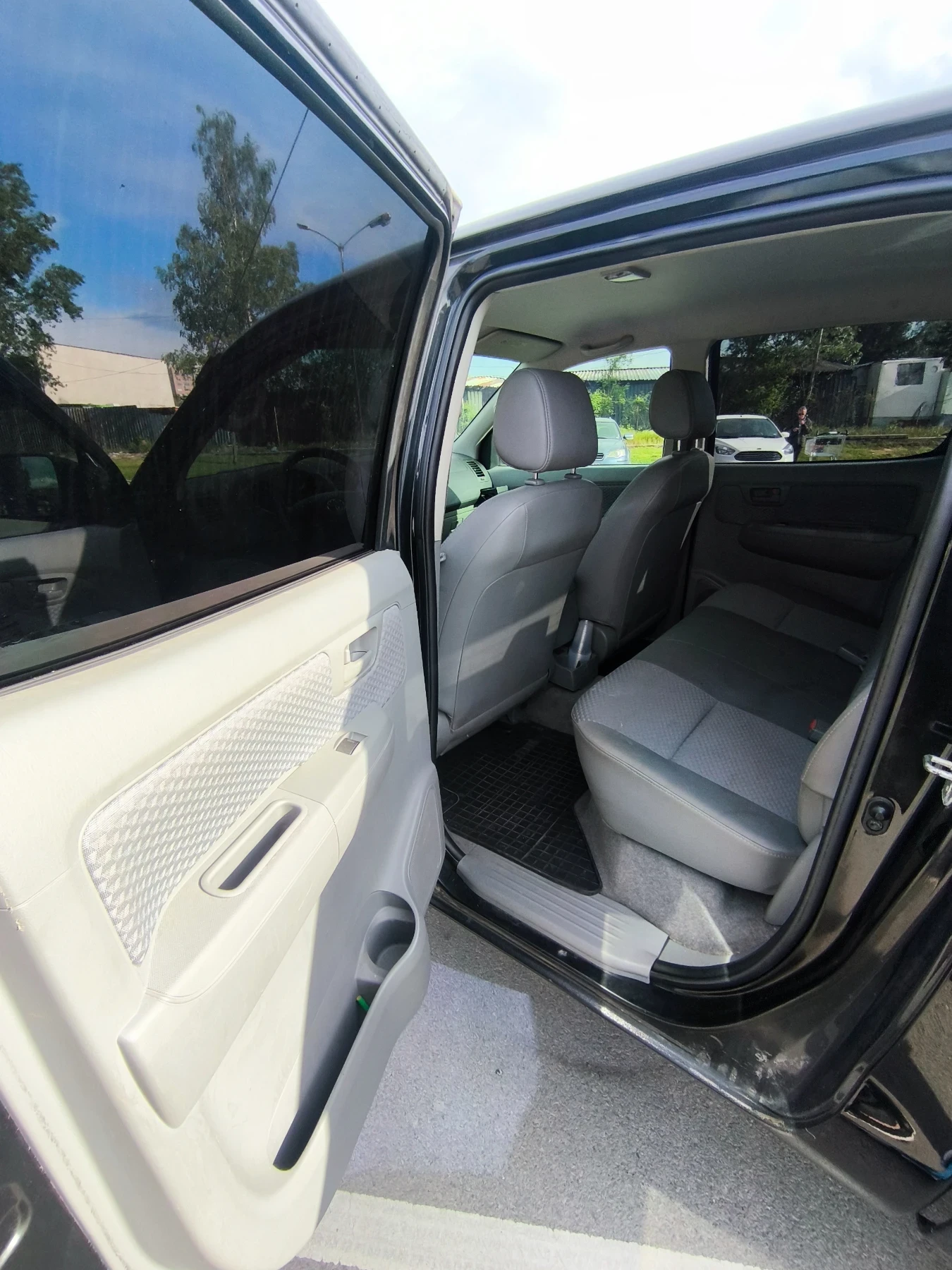 Toyota Hilux 4x4 , снимка 10 - Автомобили и джипове - 54580502
