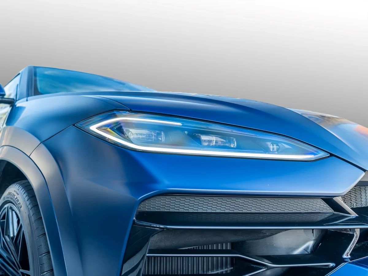 Lamborghini Urus SE* CARBON* AKRAPOVIC* 23"* , снимка 5 - Автомобили и джипове - 55057859