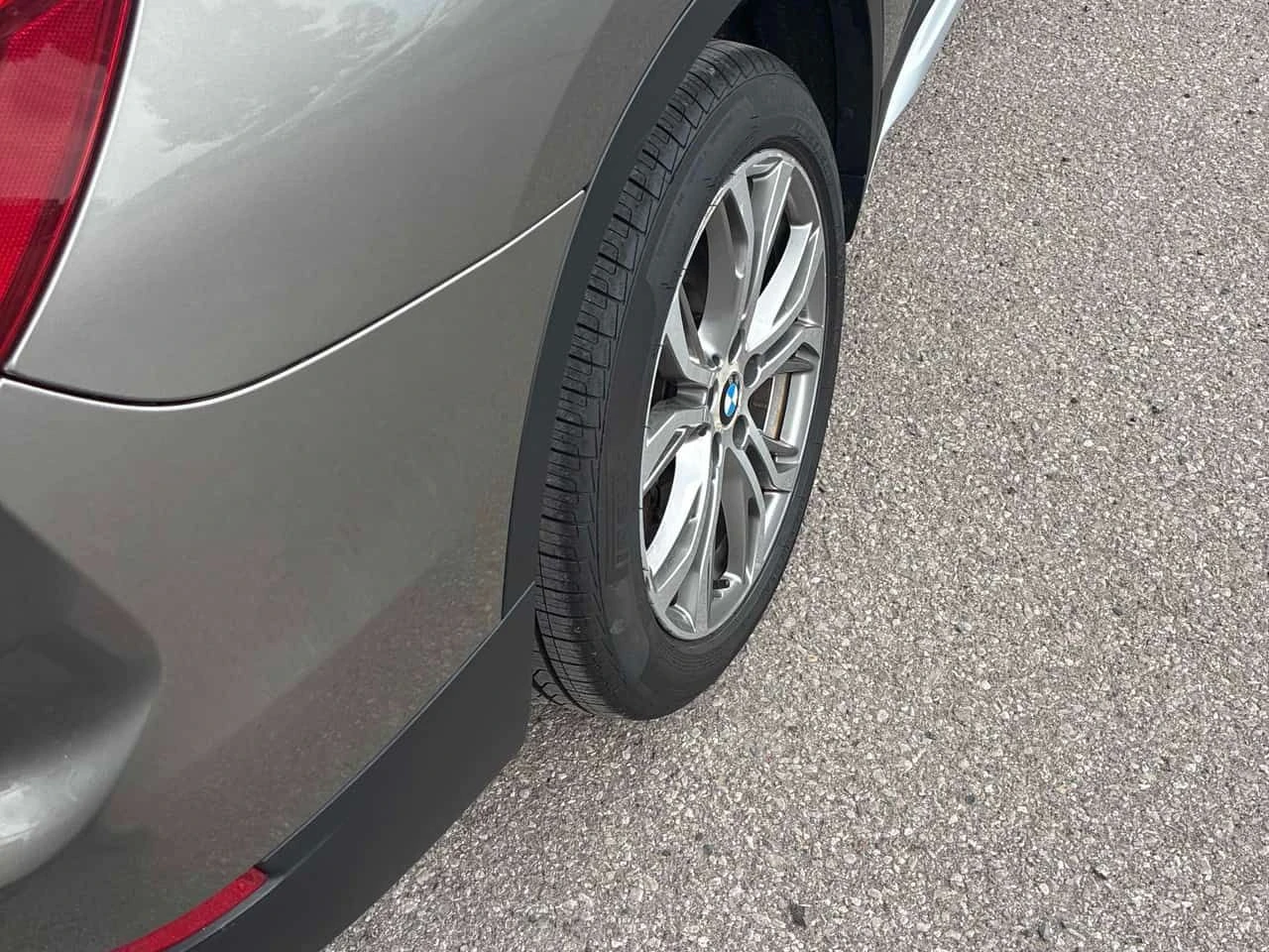 BMW X1 * xDrive28i * АВТОКРЕДИТ БЕЗ ПЪРВОНАЧАЛНА ВНОСКА* , снимка 13 - Автомобили и джипове - 55080807