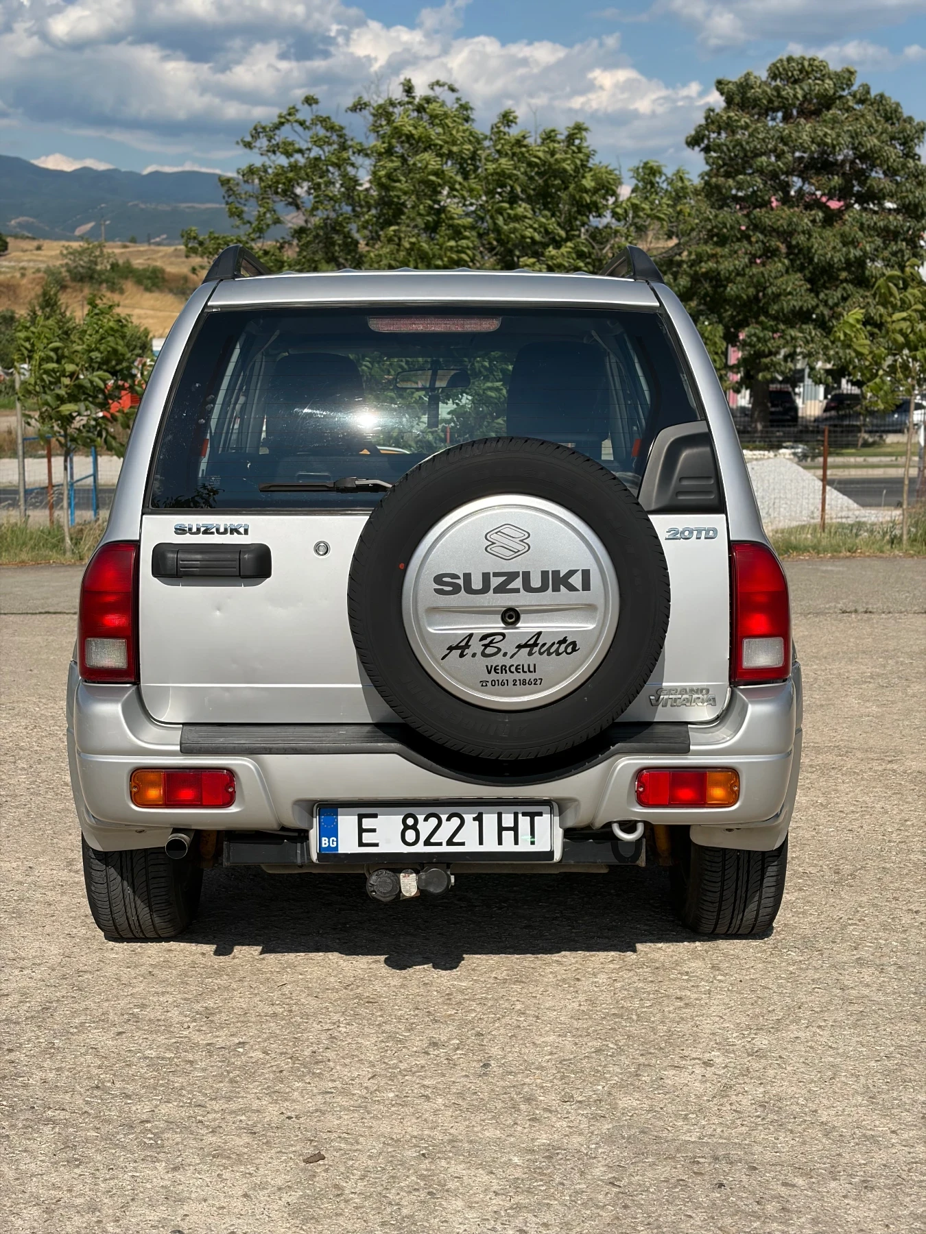 Suzuki Grand vitara 2.0D 16v, снимка 4 - Автомобили и джипове - 55225167