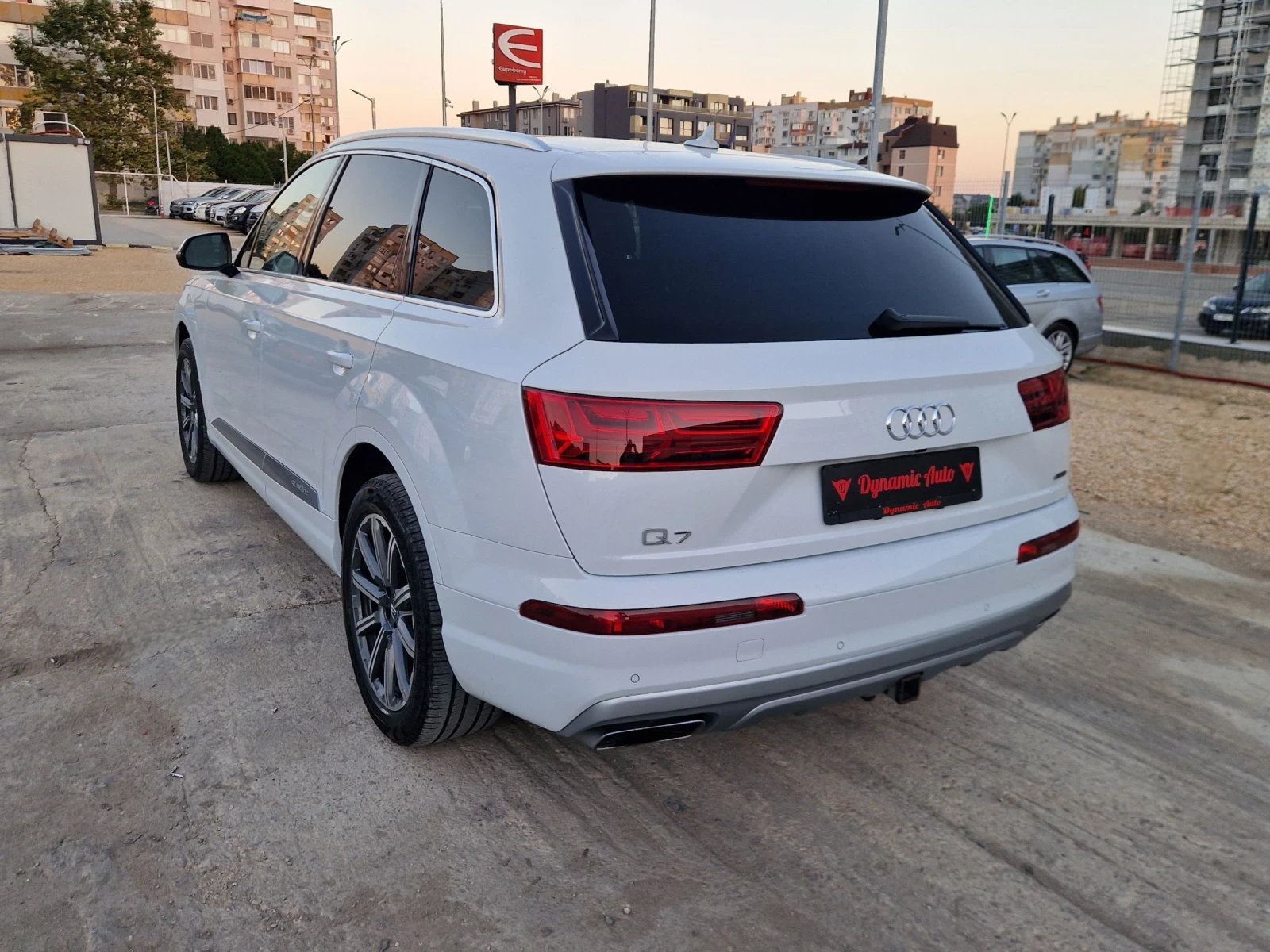 Audi Q7 Регистриран / Обслужен / Лизинг , снимка 4 - Автомобили и джипове - 56099729