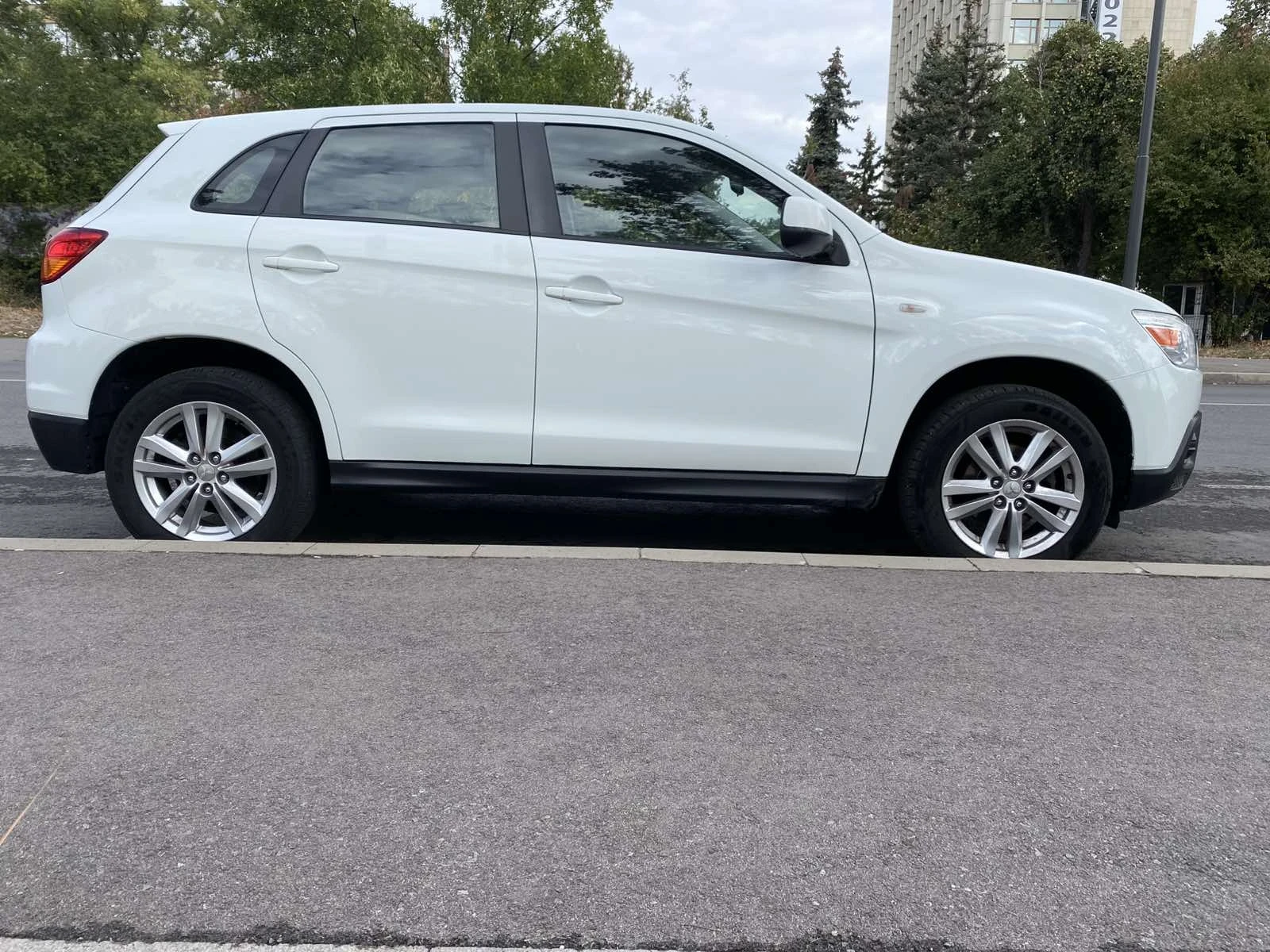 Mitsubishi ASX 1.6 Inform 2wd, снимка 4 - Автомобили и джипове - 56232696