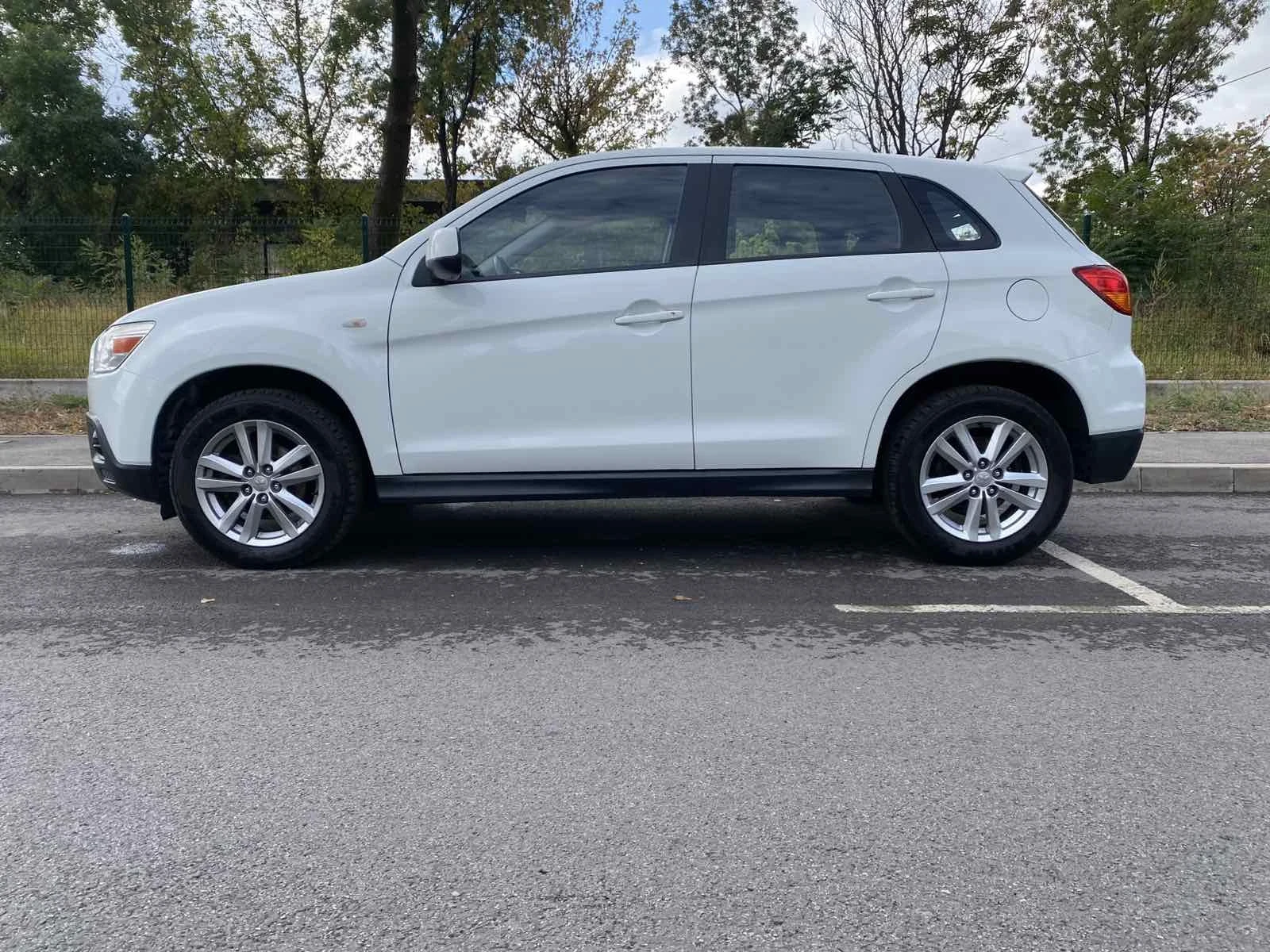 Mitsubishi ASX 1.6 Inform 2wd, снимка 5 - Автомобили и джипове - 56232696