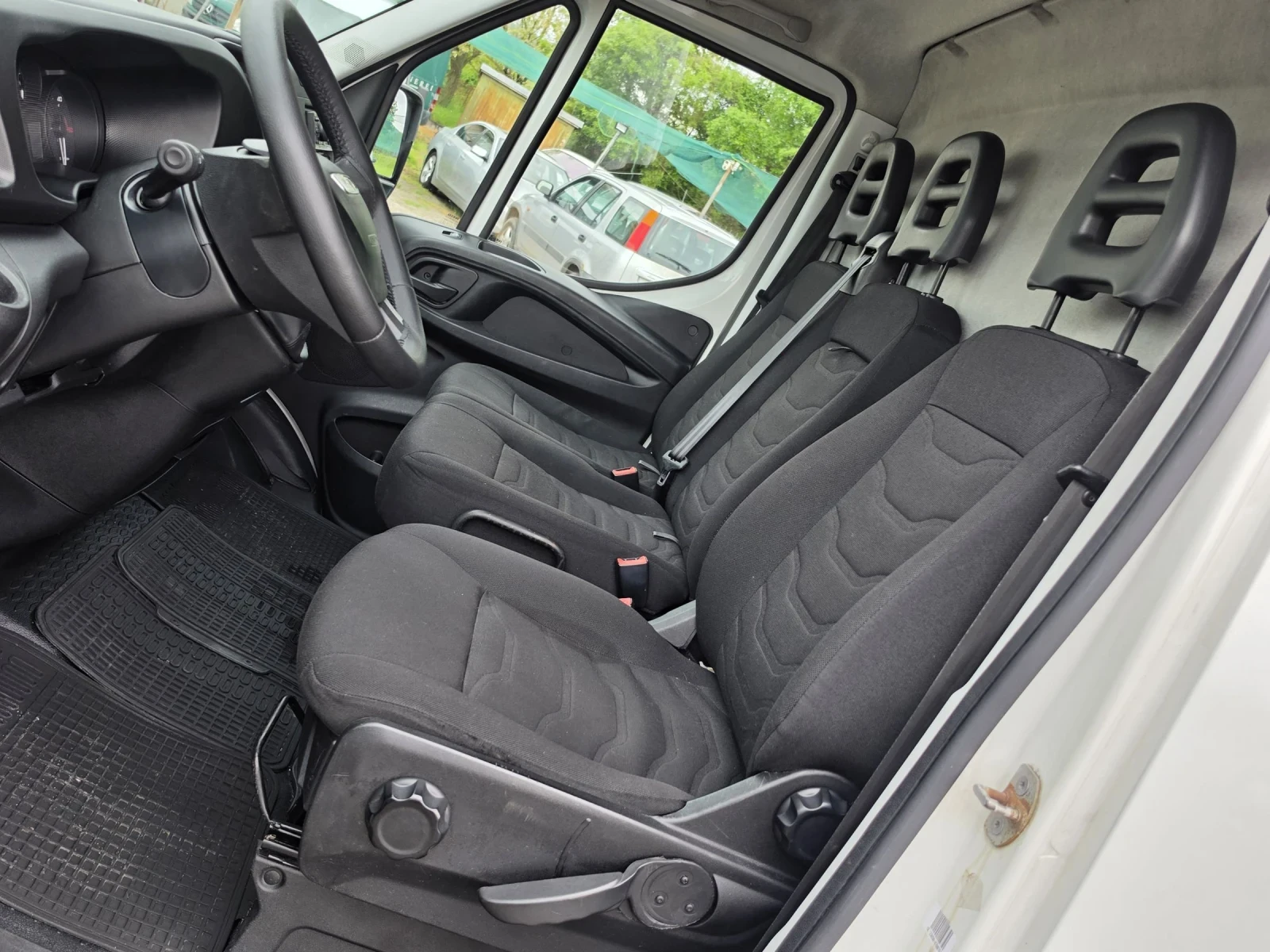 Iveco 35s15, снимка 8 - Бусове и автобуси - 54653699