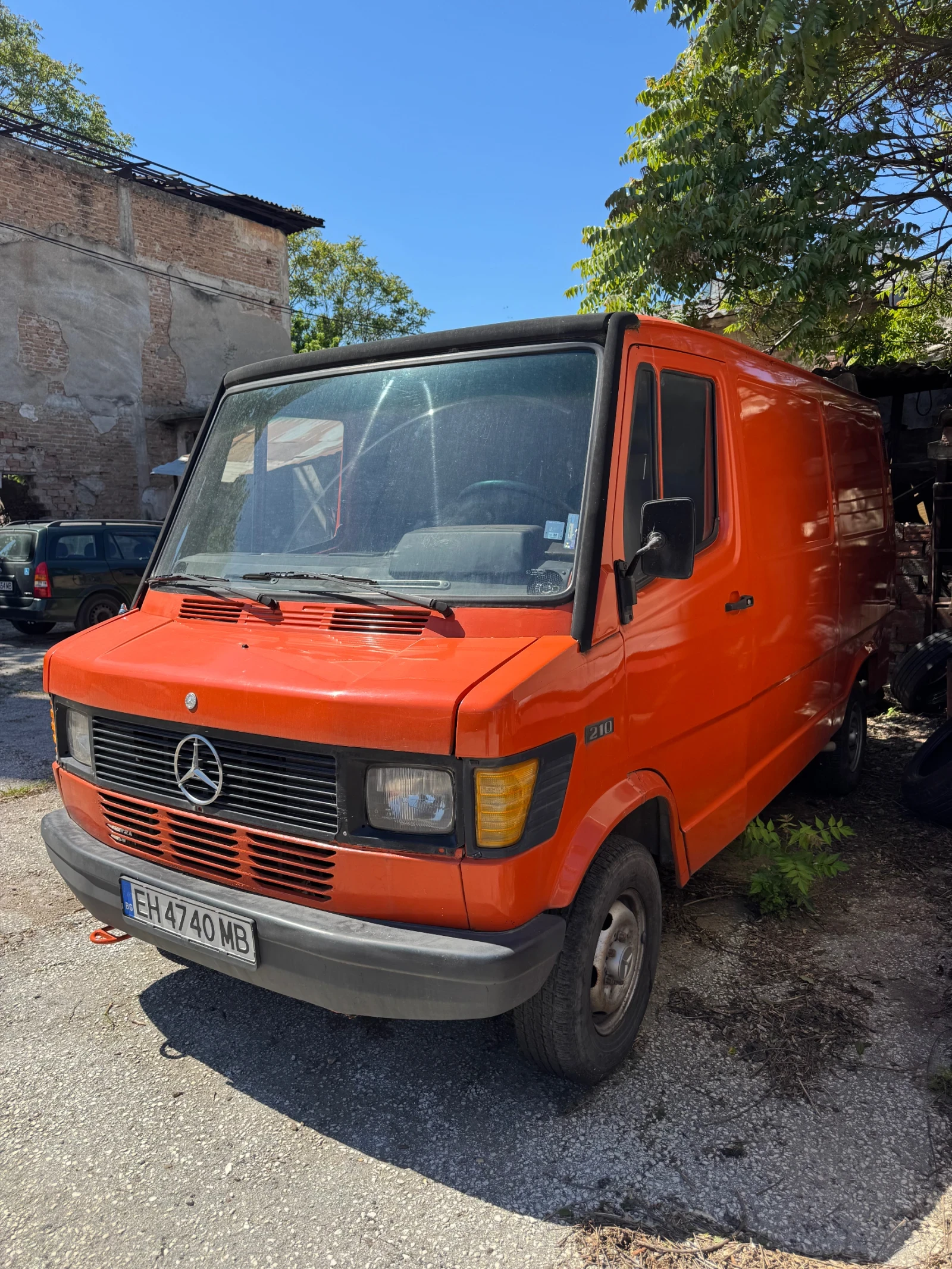 Mercedes-Benz 210 Бензин/Газ