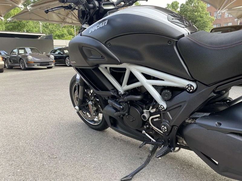 Ducati Diavel 1200/CARBON/TERMIGNONI/1500КМ!!! - изображение 10