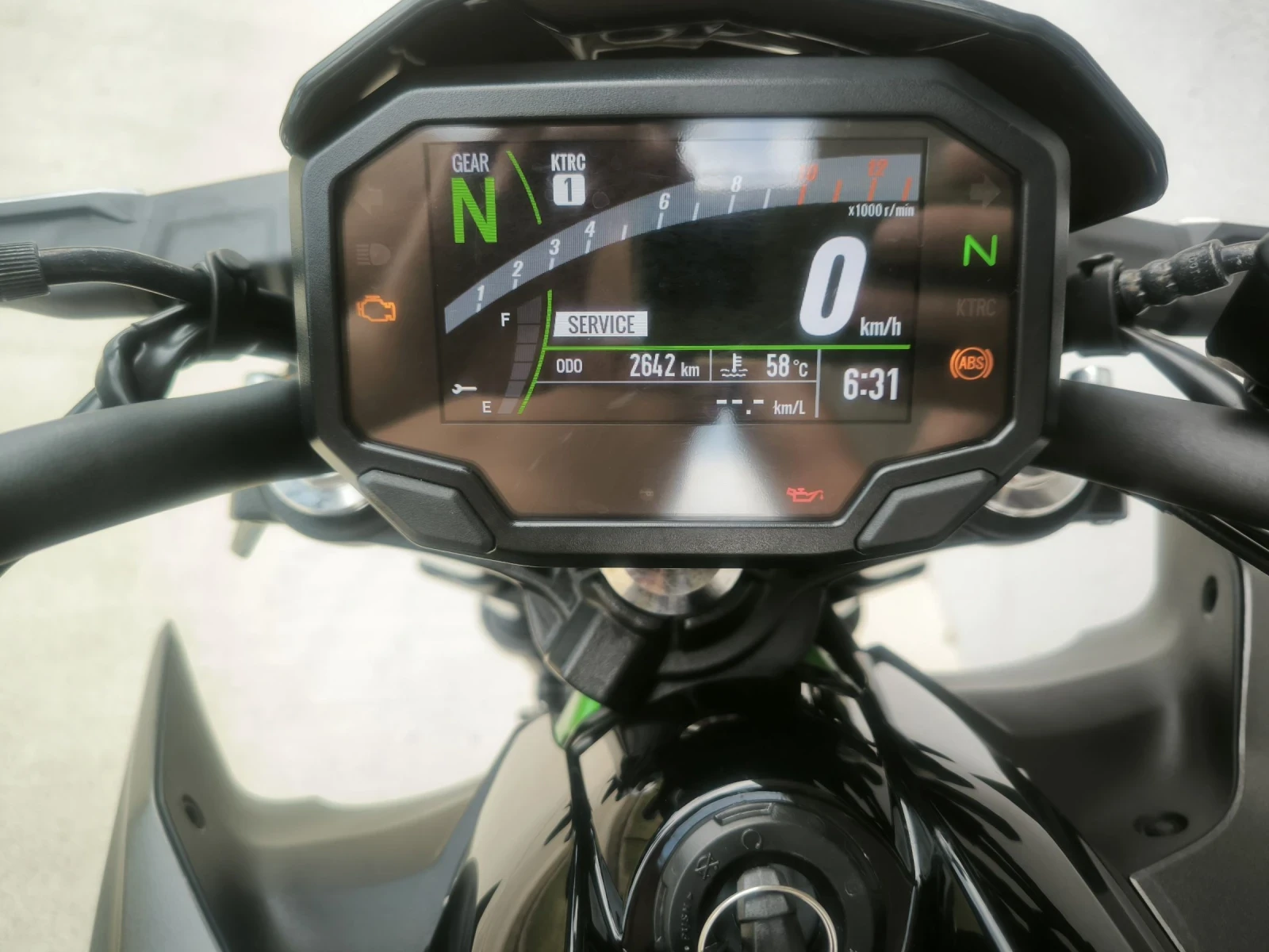 Kawasaki Z 650, 2023 година, 2642 км. - изображение 7